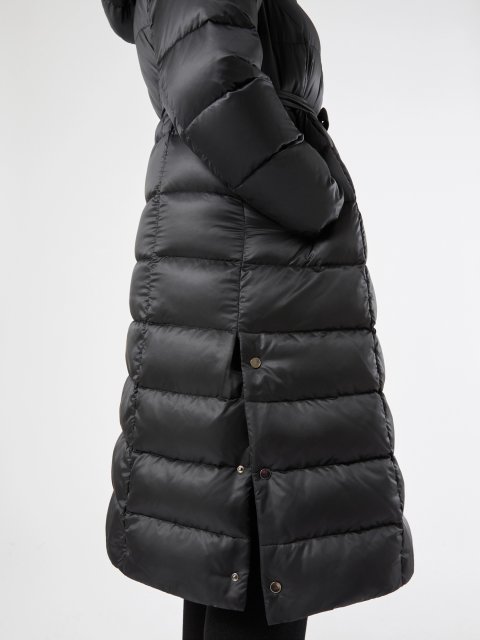 Черный пуховик Marina Rinaldi из атласа: фото 3 - Invogue