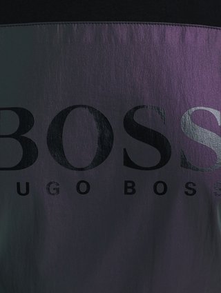 Чёрная футболка BOSS: фото 5 - Invogue