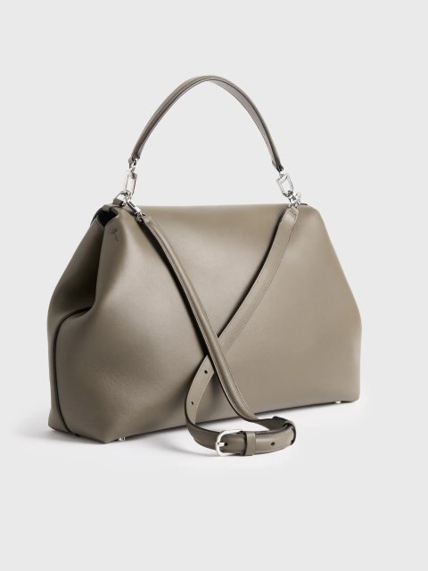 Серая сумка TOTEME из кожи: фото 3 - Invogue