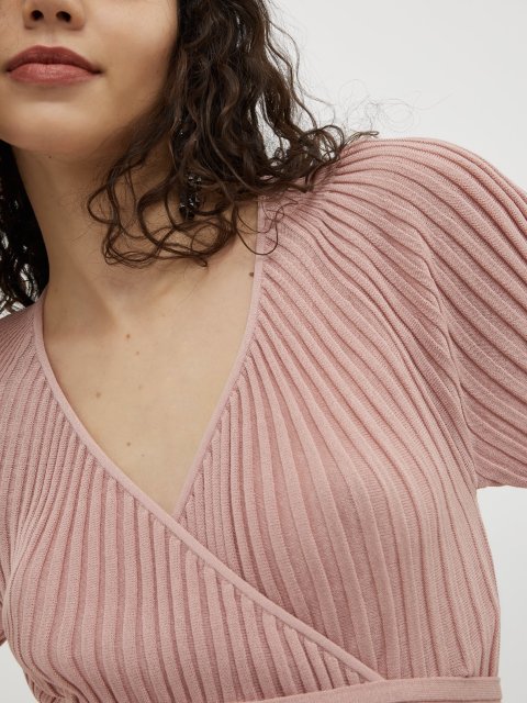 Розовый свитер MAX&CO: фото 3 - Invogue