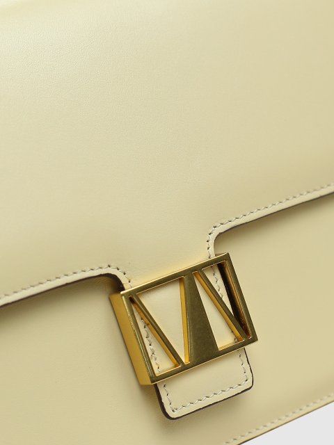 Кремова сумка MANU ATELIER : фото 5 - Invogue