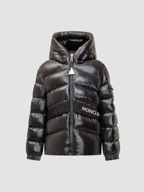 Чорний стьобаний пуховик MONCLER: фото - Invogue