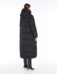 Черный пуховик WEEKEND MAX MARA длинный: фото 2 - Invogue