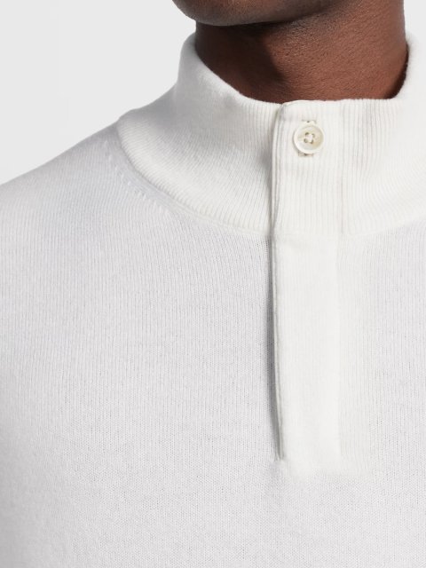 Белый свитер Zegna из кашемировой пряжи с воротом-стойкой и планкой: фото 3 - Invogue