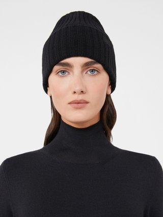 Черная шапка Weekend Max Mara из шерсти: фото 1 - Invogue