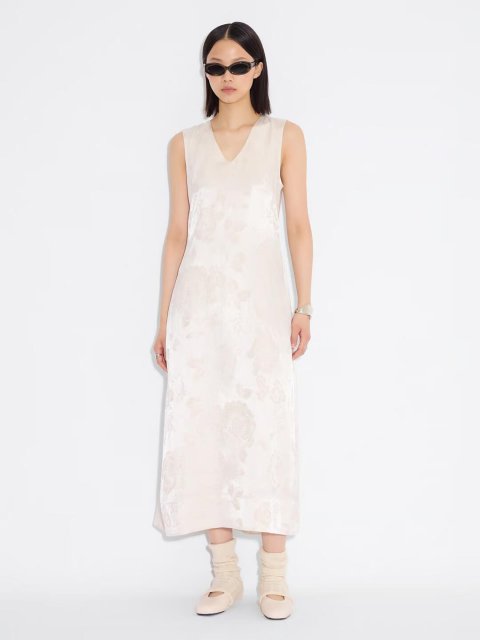 Біла сукня Holzweiler вільного крою: фото - Invogue