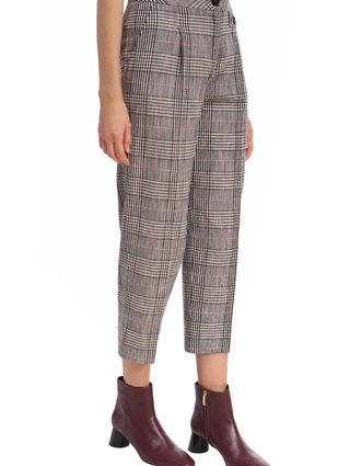 Розовые брюки MARC CAIN: фото 3 - Invogue