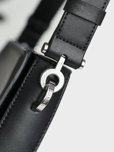 Чёрная сумка MAX&CO: фото 4 - Invogue