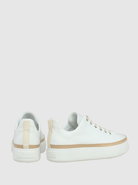 Белые сникерсы MAX MARA: фото 3 - Invogue