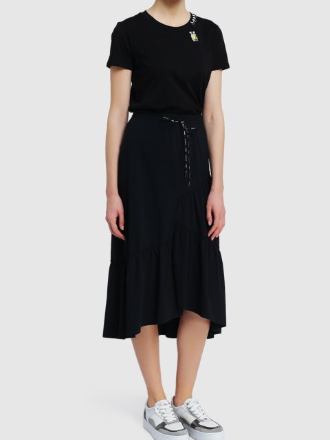 Чёрная футболка MARC CAIN: фото 1 - Invogue