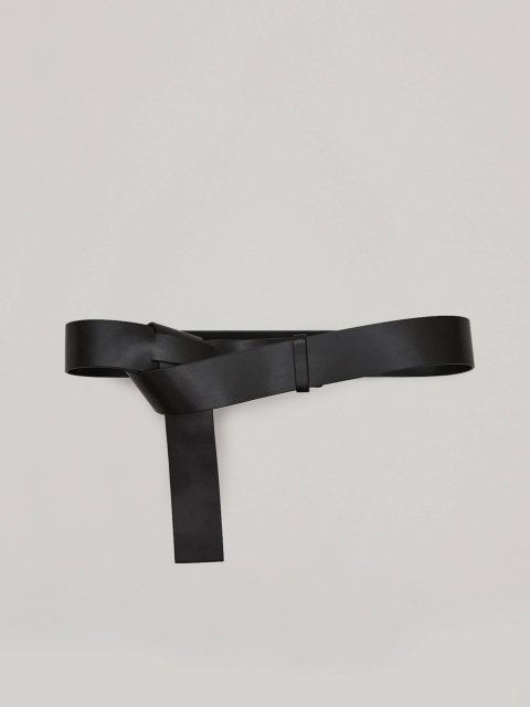 Чёрный ремень PERSONA: фото - Invogue