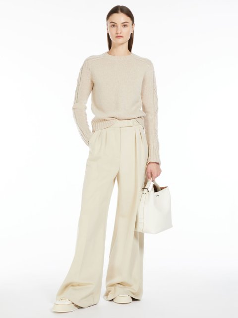 Белая сумка MAX MARA: фото 1 - Invogue