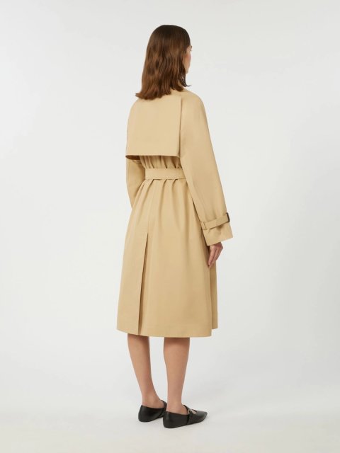 Бежевий плащ WEEKEND MAX MARA габардиновий: фото 3 - Invogue