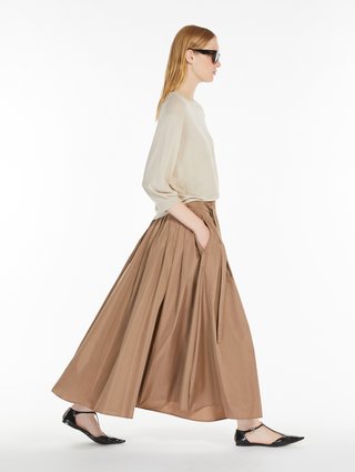 Ванильный свитер Max Mara легкий: фото 1 - Invogue