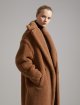 Темно-бежеве пальто Max Mara Teddy Bear: фото 4 - Invogue