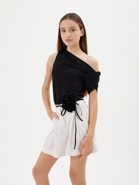 Кремові бермуди MONNALISA у смужку: фото 2 - Invogue