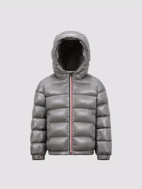 Сірий пуховик Moncler короткий: фото - Invogue