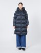 Темно-синій пуховик MAX MARA з капюшоном: фото 1 - Invogue