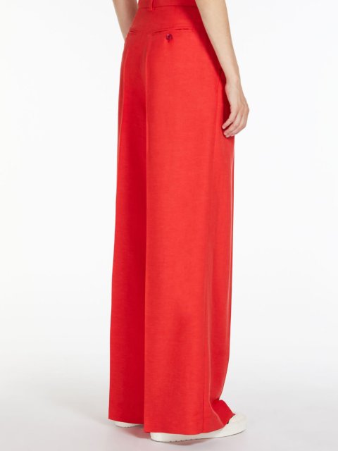 Красные брюки WEEKEND MAX MARA: фото 2 - Invogue