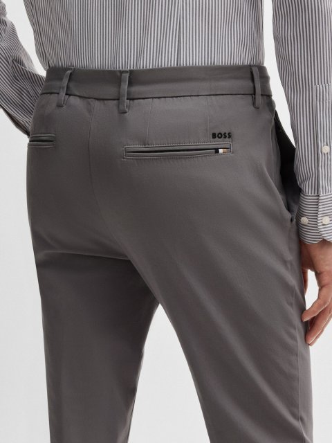 Сірі брюки BOSS крою slim: фото 5 - Invogue