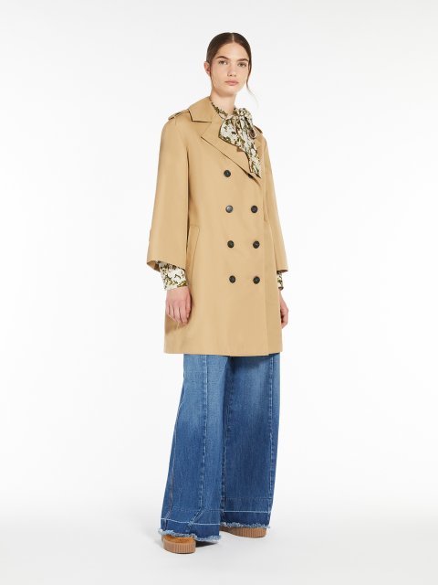 Бежевий плащ Weekend Max Mara двобортний: фото 2 - Invogue