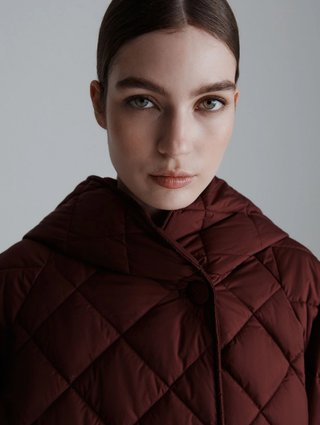 Бордова куртка MARELLA стьобана: фото 5 - Invogue