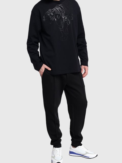 Чёрная футболка BOSS: фото 1 - Invogue