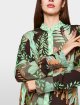 Темно-коричнева блуза MARC CAIN з квітковим принтом: фото 4 - Invogue