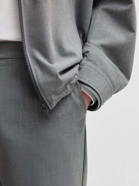 Сірі брюки BOSS крою slim: фото 4 - Invogue