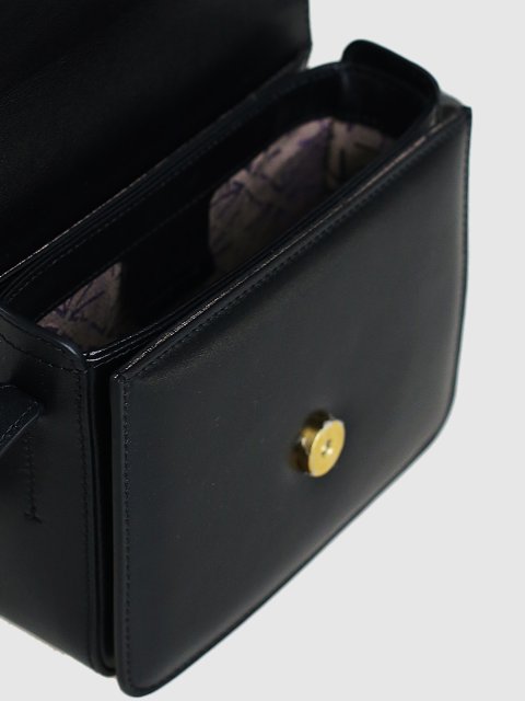 Чёрная сумка MANU ATELIER: фото 8 - Invogue