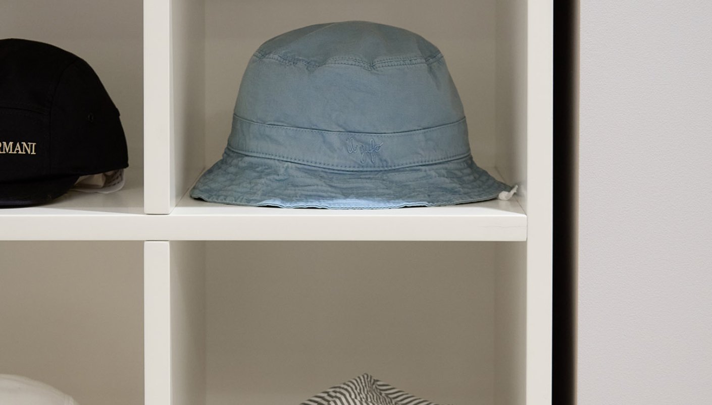 Магазин Daniel - Mandarin Plaza, 4-й поверх: фото 1 - Invogue