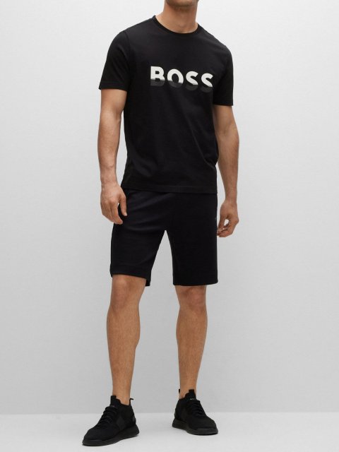 Чёрная футболка BOSS: фото 3 - Invogue