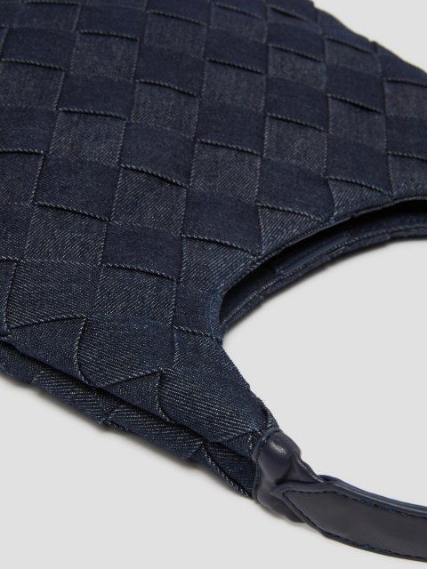 Темно-синяя сумка PennyBlack с плетением: фото 3 - Invogue