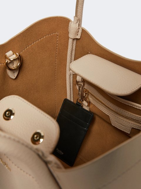 Белая сумка MAX MARA из мягкой кожи: фото 4 - Invogue