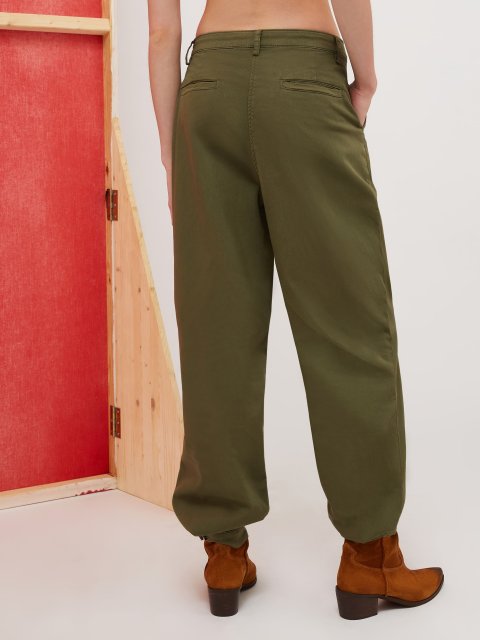 Зелені брюки MAX&CO : фото 2 - Invogue