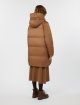 Світло-коричневий пуховик WEEKEND MAX MARA з капюшоном: фото 3 - Invogue