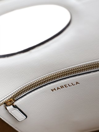 Белая сумка MARELLA: фото 8 - Invogue