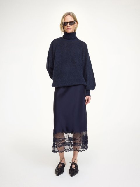 Темно-синя спідниця BY MALENE BIRGER атласна: фото 1 - Invogue