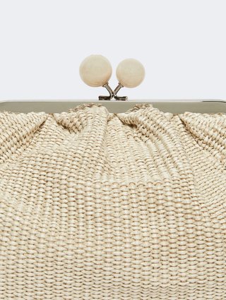 Бежева сумка Pasticcino Weekend Accessories з ефектом рафії: фото 4 - Invogue