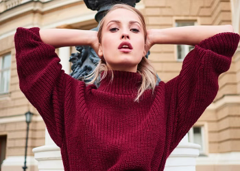 Модные свитера 2025: главные тренды сезона: фото - Invogue