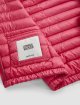 Рожева куртка Moncler стьобана: фото 7 - Invogue