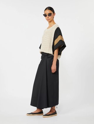 Черная юбка Max Mara из атласа из смеси хлопка: фото 1 - Invogue