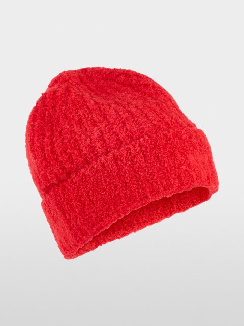 Красная шапка MARC CAIN из альпаки: фото - Invogue