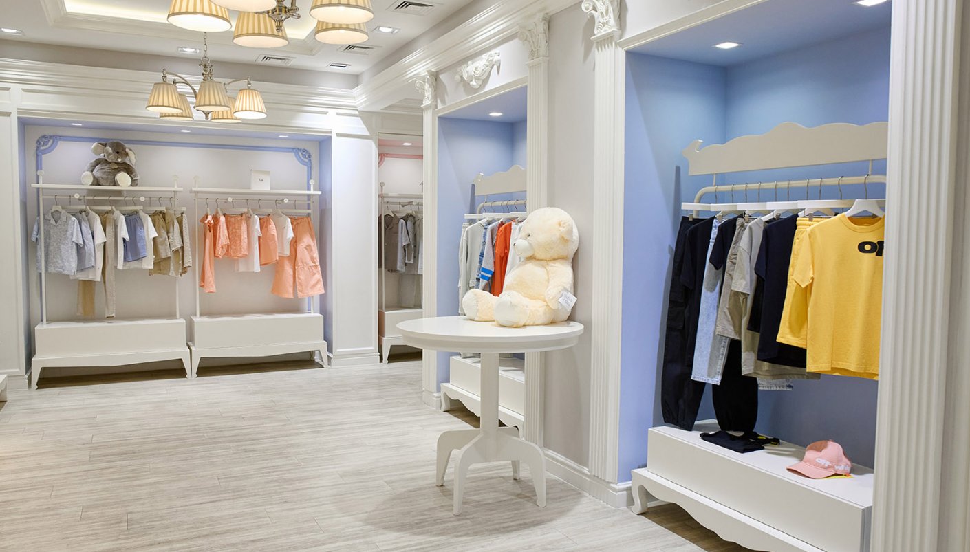 Магазин Daniel - Mandarin Plaza, 4-й поверх: фото 14 - Invogue