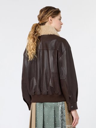Темно-коричневая кожаная куртка Weekend Max Mara: фото 3 - Invogue