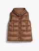 Коричневый жилет MAX MARA с капюшоном: фото - Invogue