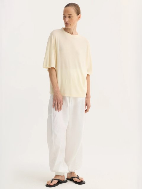 Белая футболка Róhe из мериносовой шерсти: фото 1 - Invogue