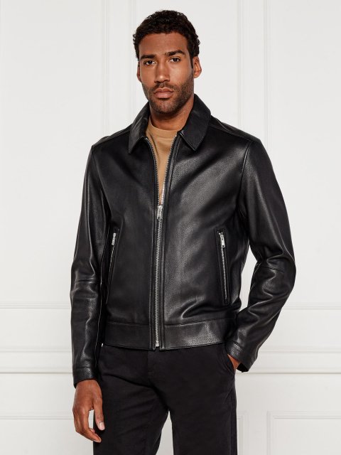 Чёрная куртка кожа BOSS из кожи: фото - Invogue