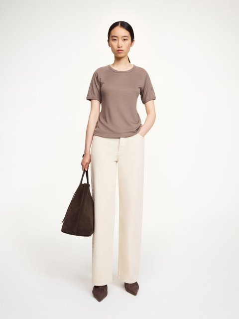 Шоколадна футболка BY MALENE BIRGER приталеного крою: фото 1 - Invogue