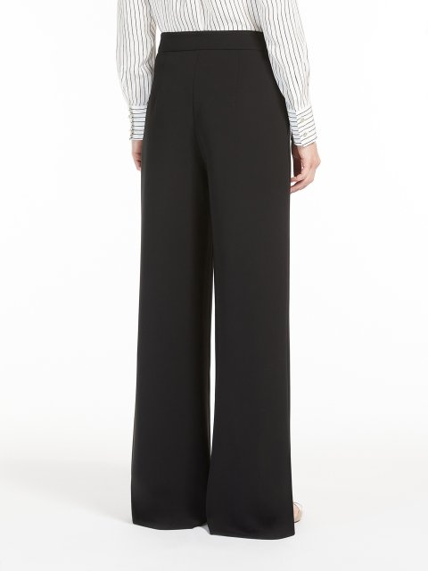 Черные брюки Max Mara с кади: фото 3 - Invogue